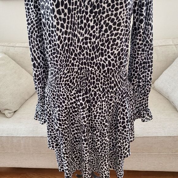 Michael Kors Long Sleeve V-neck Fit Flare Dress size Large - NEW - Picture 8 of 16